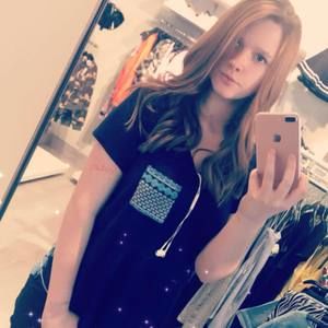 Meet your Posher, Amber